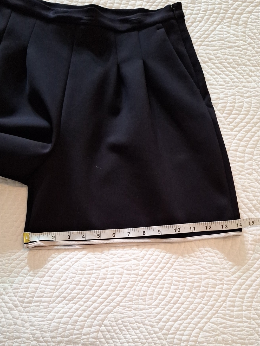 Wilfred Black Tailored Shorts with White Hem Trim - Picture 10 of 10